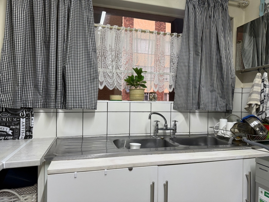 2 Bedroom Property for Sale in Potchefstroom North West